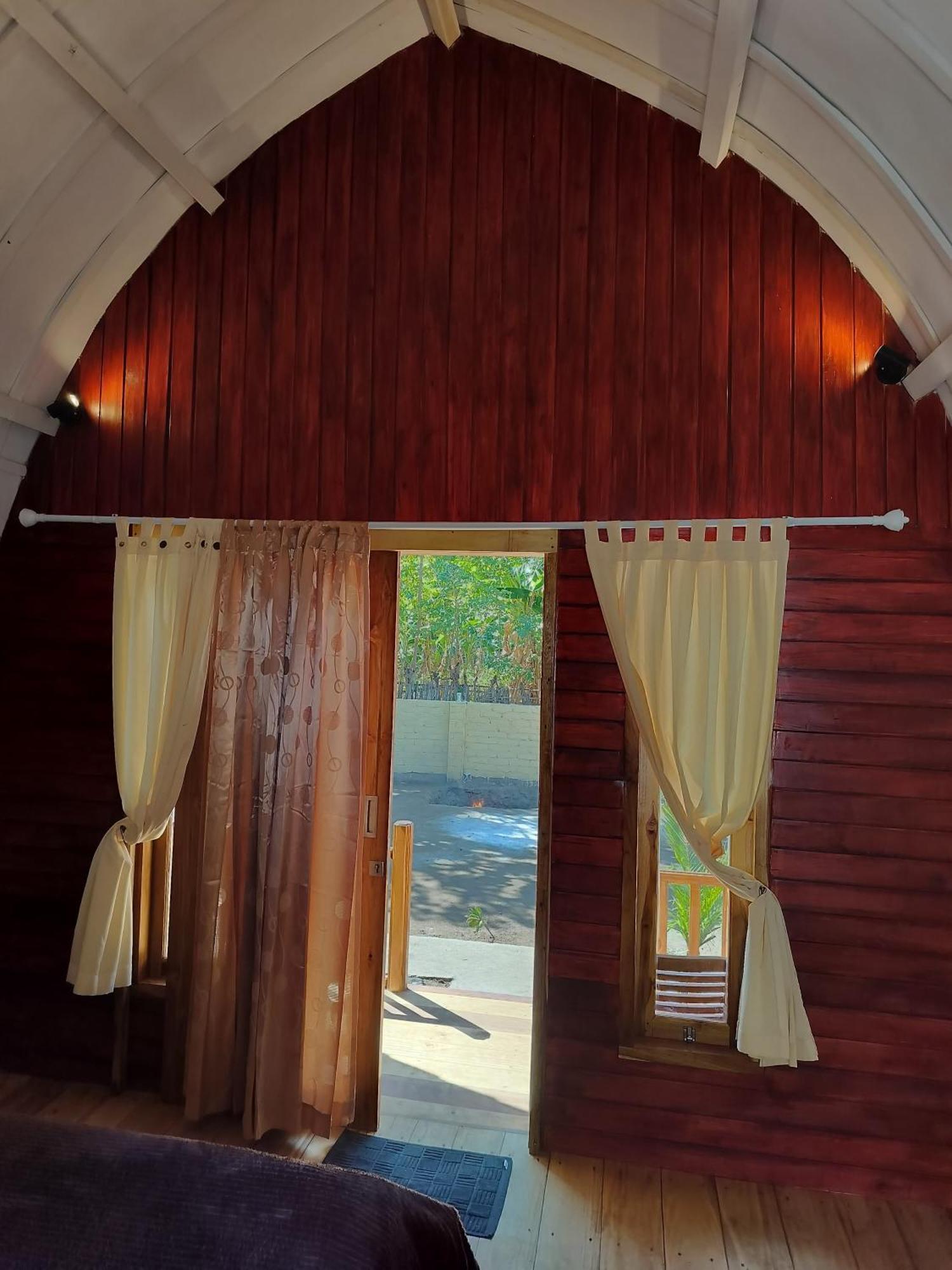 Masya Cottages ギリ・トラワンガン エクステリア 写真